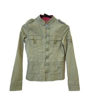 Green military jacket w/cute details